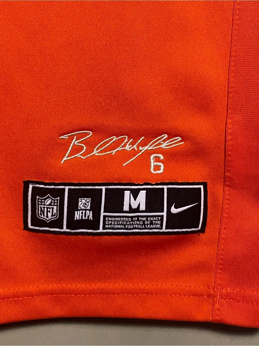 Nike Cleveland Browns Baker Mayfield 6 Inverted Legend Football jersey M 10/12